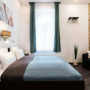  Apartment Comfy New At Castle Hungary
