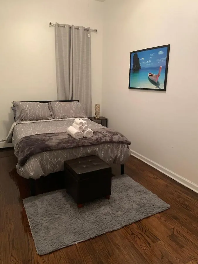 Charming Apartment In Bushwick New York