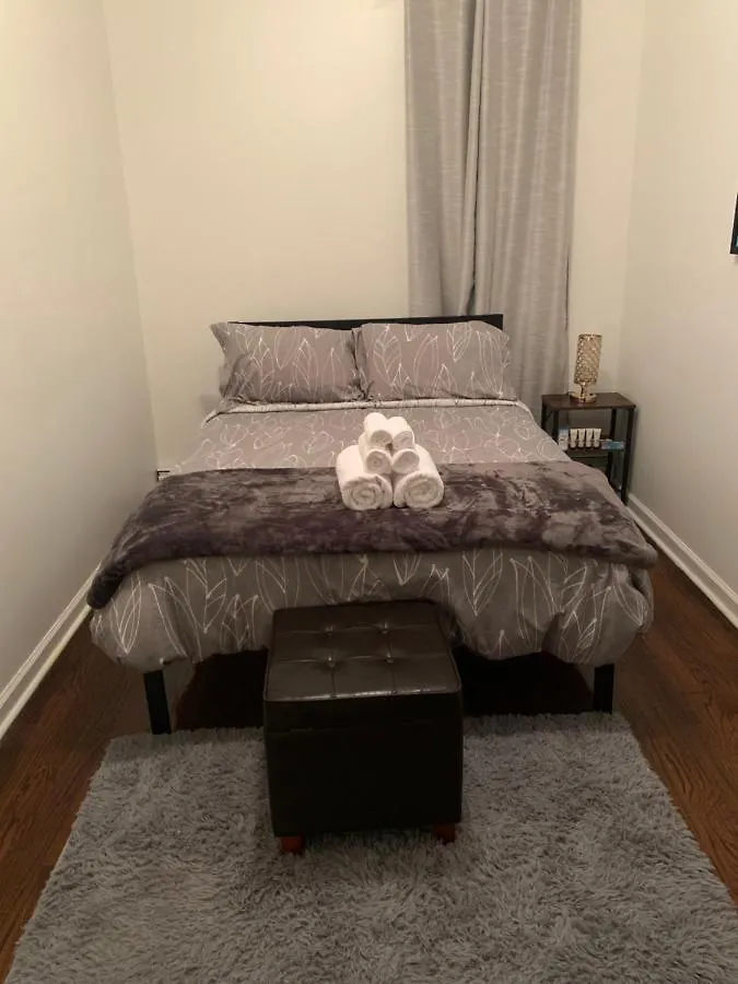 Charming Apartment In Bushwick New York