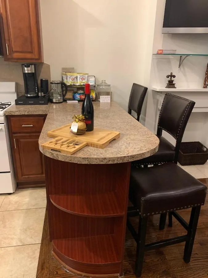 Charming Apartment In Bushwick New York 0*,
